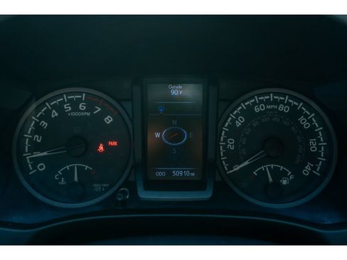 Used 2019 Toyota Tacoma TRD Off-Road AWD/4WD image 21