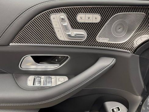 New 2026 Mercedes-Benz GLS 63 AMG 4MATIC image 9