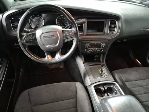 Used 2019 Dodge Charger Police w/ Street Appearance Group image 10