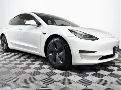 Used 2020 Tesla Model 3 Standard Range Plus RWD image 28