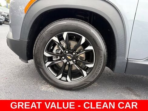 Used 2021 Chevrolet TrailBlazer LT w/ Premium Seating Package FWD image 9