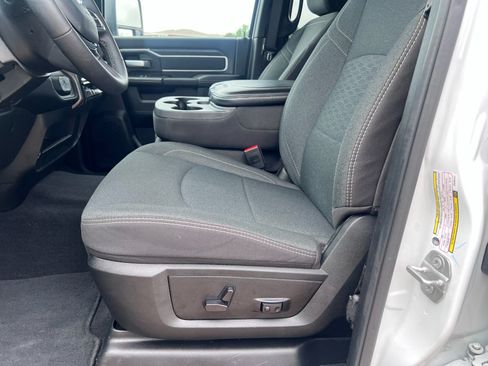 Certified 2026 RAM 2500 Big Horn AWD/4WD image 18
