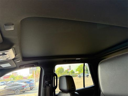 Used 2023 Chevrolet Tahoe RST image 15