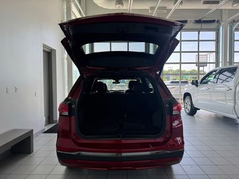 Used 2022 Chevrolet Equinox RS w/ Infotainment Package AWD/4WD image 34