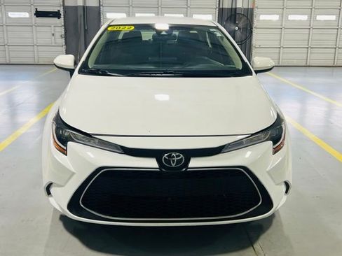 Used 2022 Toyota Corolla LE FWD image 11