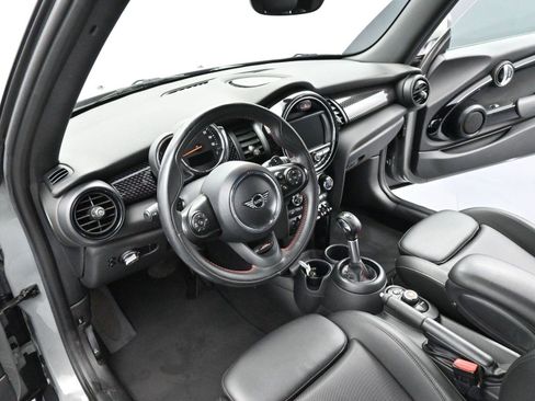 Used 2019 MINI Cooper S image 15