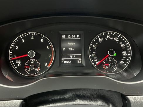 Used 2013 Volkswagen Jetta GLI Autobahn FWD image 17