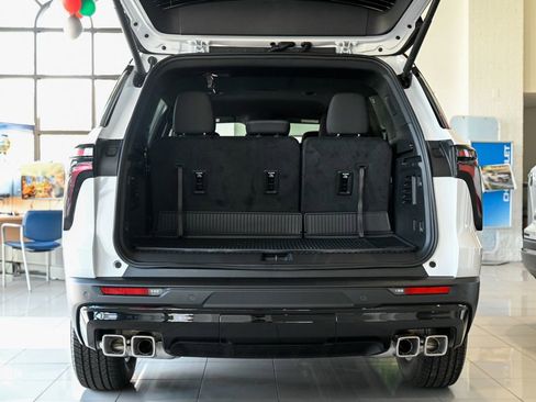 New 2026 Chevrolet Traverse LT w/ Driver Confidence Package image 20