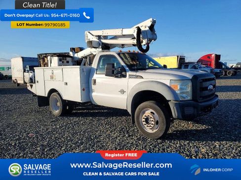 Used 2011 Ford F550 4x4 Regular Cab Super Duty w/ Snow Plow Prep Pkg image 5