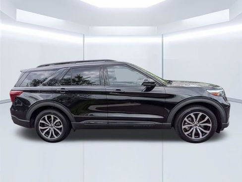 Used 2020 Ford Explorer ST w/ Premium Technology Package AWD/4WD image 3