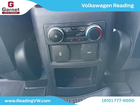 Used 2020 Ford Explorer XLT w/ Equipment Group 202A image 35