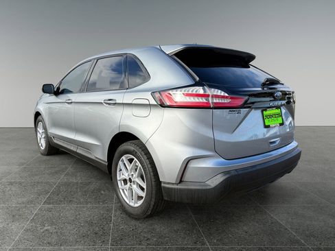 Used 2023 Ford Edge SE image 4
