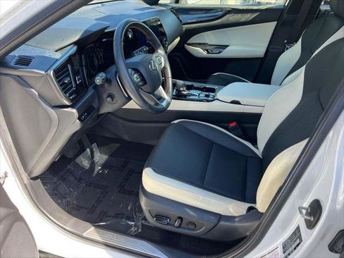 Certified 2024 Lexus NX 250 250 Premium w/ Towing Package (2000 Lbs) image 10