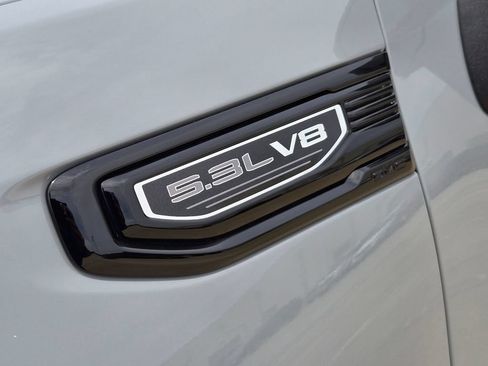 Used 2025 GMC Sierra 1500 Pro w/ Graphite Edition RWD image 32