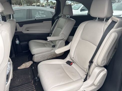 Used 2025 Honda Odyssey EX-L image 4