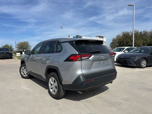 Used 2024 Toyota RAV4 LE image 5