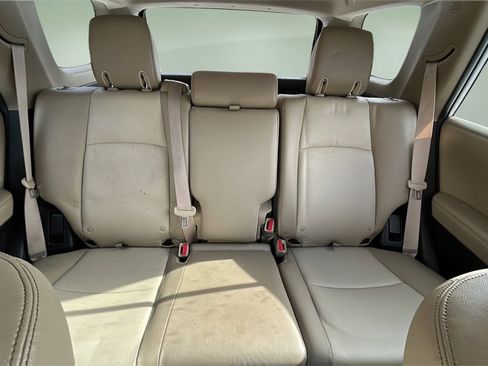 Used 2018 Toyota 4Runner SR5 Premium image 11