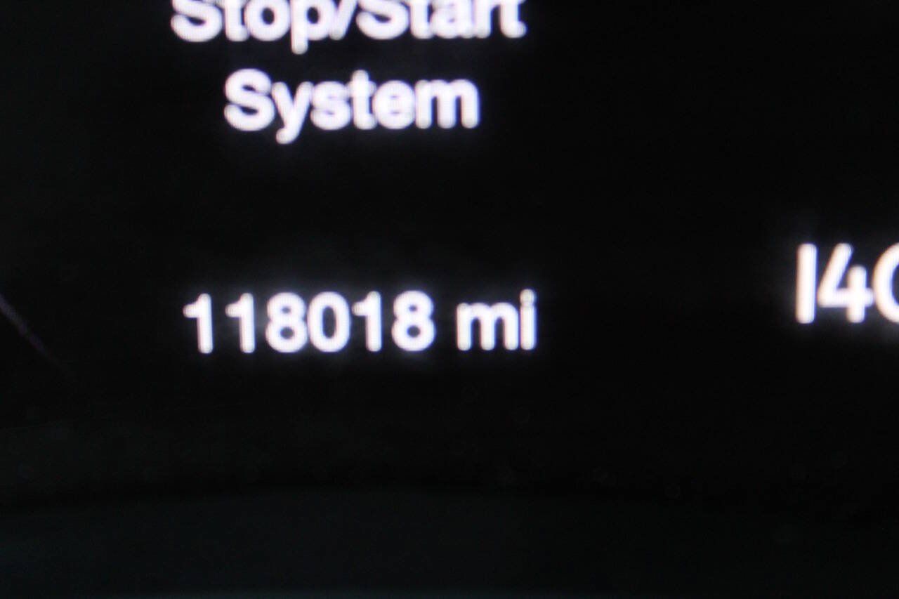 Used 2018 Jeep Grand Cherokee Altitude AWD/4WD image 15