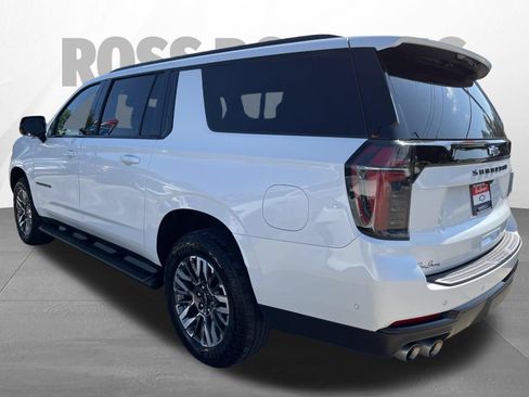 Certified 2025 Chevrolet Suburban Z71 AWD/4WD image 6