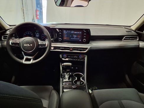 Used 2023 Kia K5 LXS image 11
