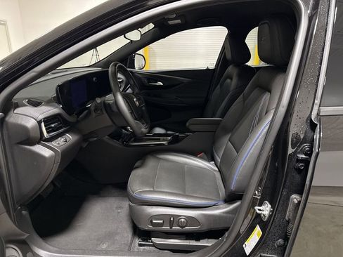 Used 2024 Buick Envista Sport Touring w/ Convenience I Package image 19