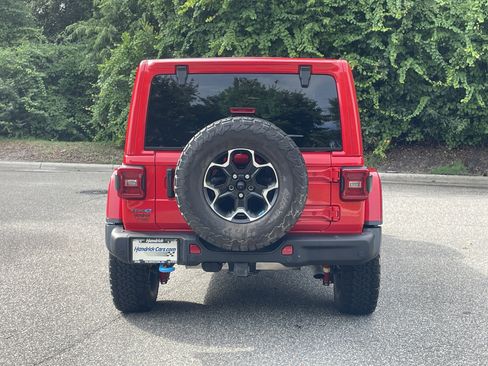 Used 2022 Jeep Wrangler Unlimited Rubicon 4xe w/ Steel Bumper Group AWD/4WD image 8