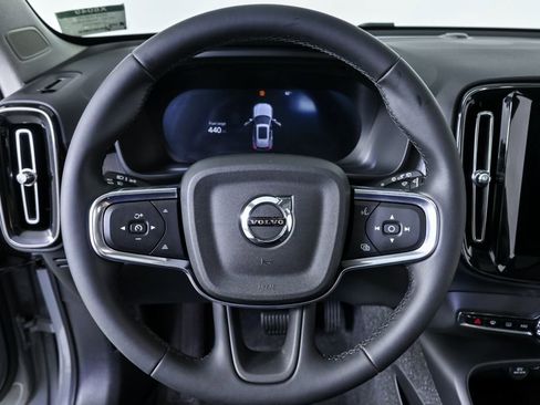 Certified 2025 Volvo XC40 B5 Core image 10