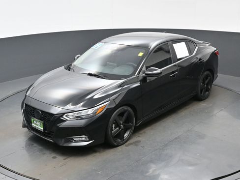 Used 2022 Nissan Sentra SR w/ Midnight Edition image 32