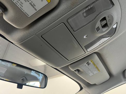 Used 2011 Toyota Prius image 23