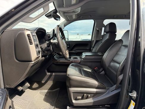 Used 2015 GMC Sierra 2500 Denali w/ Driver Alert Package AWD/4WD image 2