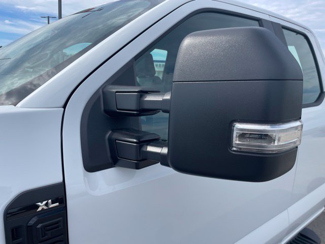 New 2027 Ford F550 4x4 Supercab Super Duty image 9