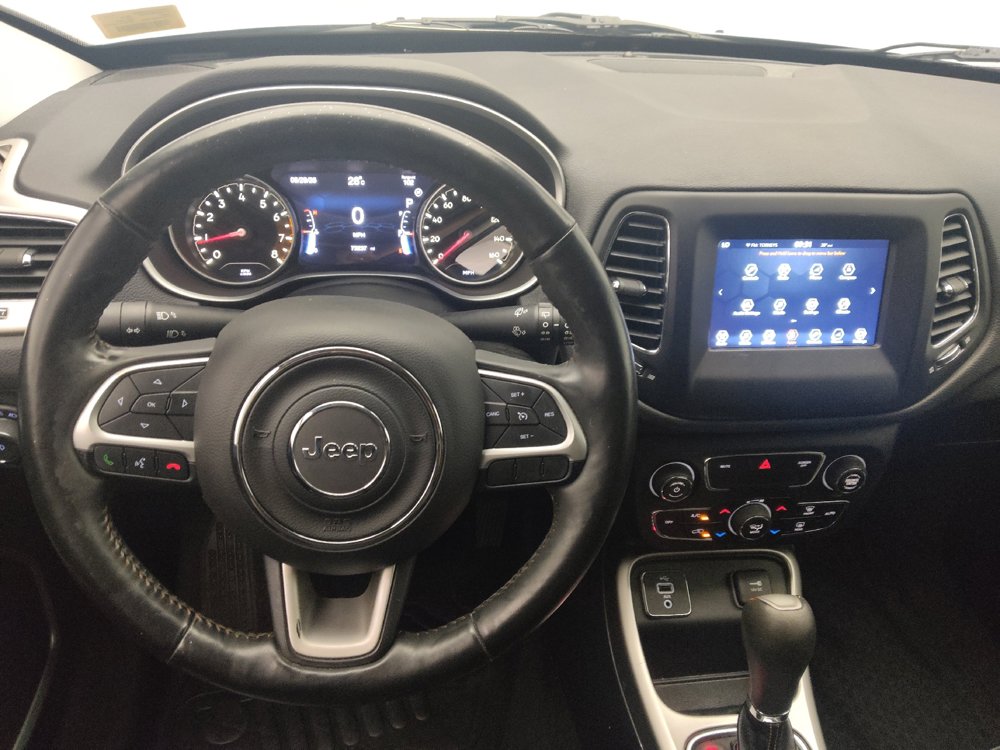 Used 2018 Jeep Compass Latitude w/ Popular Equipment Group FWD image 22