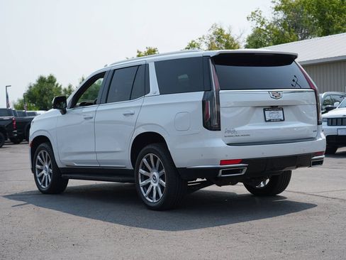 Used 2022 Cadillac Escalade Premium Luxury AWD/4WD image 5