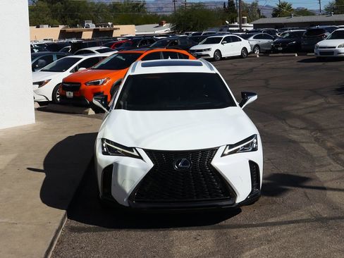 Used 2019 Lexus UX 200 F Sport w/ F Sport Premium Package image 15