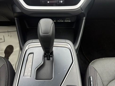 Used 2024 Subaru Crosstrek 2.0i Premium AWD/4WD image 11
