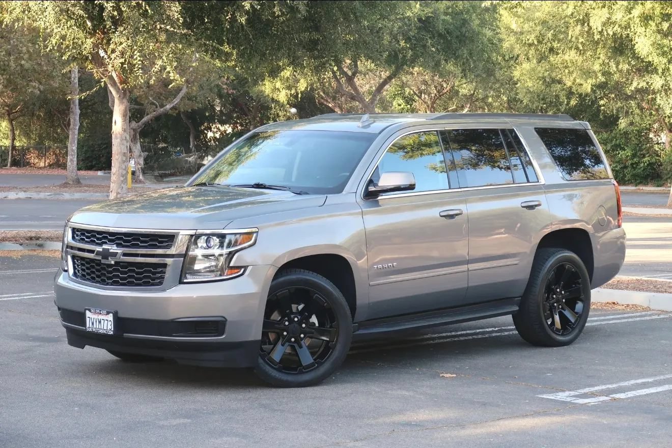 Used 2017 Chevrolet Tahoe LS RWD image 4