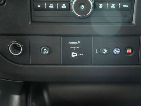Used 2024 GMC Savana 2500 w/ Driver Convenience Package RWD image 32