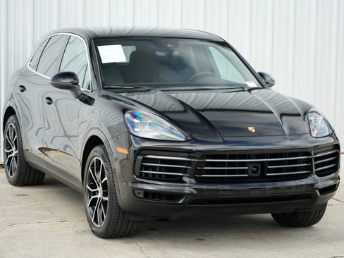 Used 2022 Porsche Cayenne E-Hybrid image 57
