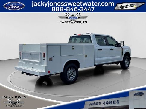 New 2026 Ford F250 XL w/ XL Chrome Package AWD/4WD image 5