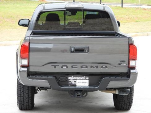 Used 2019 Toyota Tacoma SR5 RWD image 24