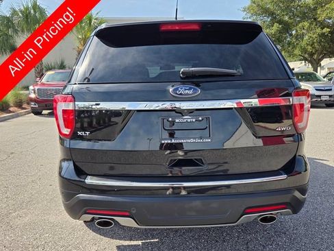 Used 2018 Ford Explorer XLT w/ Equipment Group 202A AWD/4WD image 4