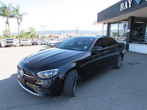 Used 2021 Mercedes-Benz E 350 Sedan image 3