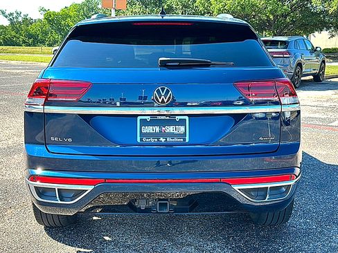 Used 2023 Volkswagen Atlas Cross Sport SEL Premium R-Line AWD/4WD image 7