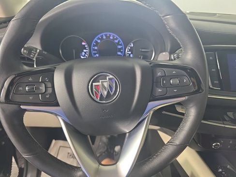 Used 2022 Buick Enclave Avenir w/ Avenir Technology Package AWD/4WD image 29