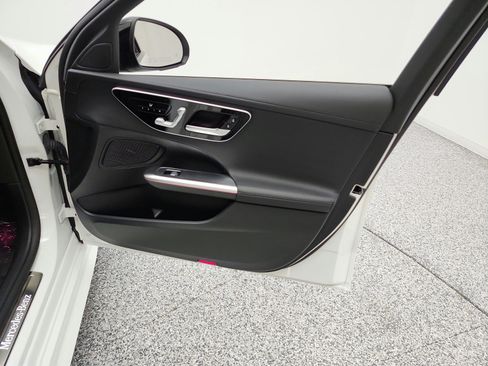 Used 2022 Mercedes-Benz C 300 Sedan image 21