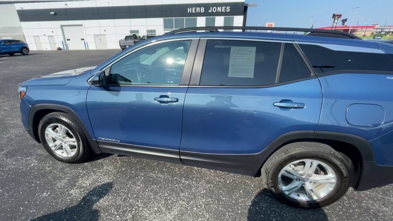 Certified 2024 GMC Terrain SLE w/ Driver Convenience Package FWD image 7