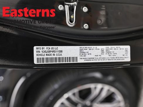Used 2024 Jeep Wagoneer L Series II w/ Flexible Seating Group AWD/4WD image 39