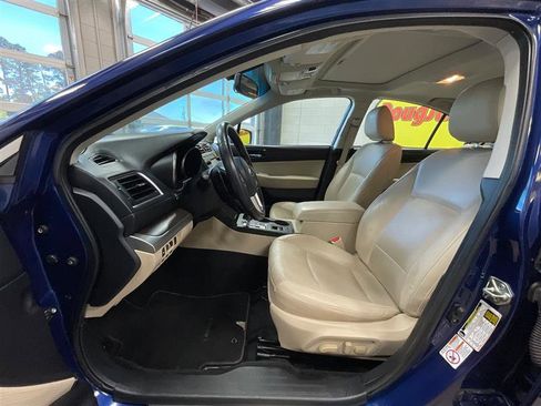 Used 2015 Subaru Legacy 2.5i Limited AWD/4WD image 11