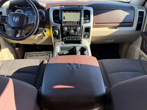 Used 2018 RAM 1500 SLT image 11