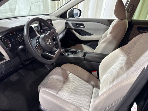 Used 2023 Nissan Rogue SV image 37